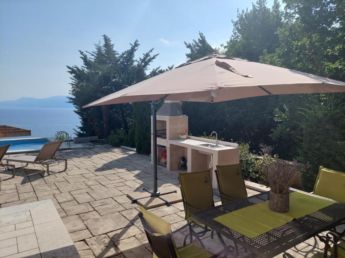 Apartments In Villa Azra Rijeka Exteriér fotografie