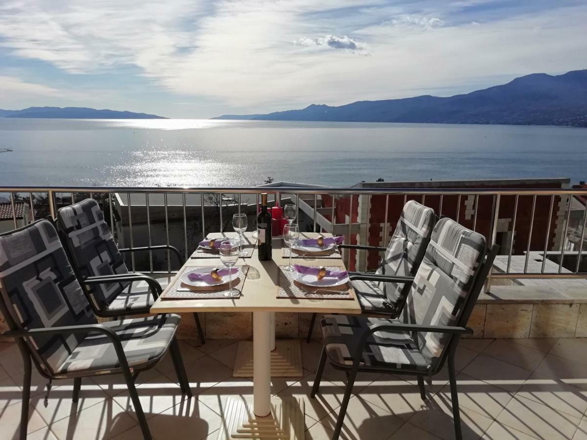 Apartments In Villa Azra Rijeka Exteriér fotografie